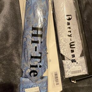 Barry Wang and Hi-Tie Necktie Set